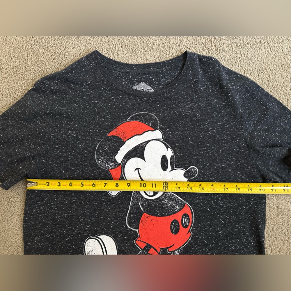 Mickey Mouse T-Shirt Santa Mickey Christmas Medium - Picture 4 of 6